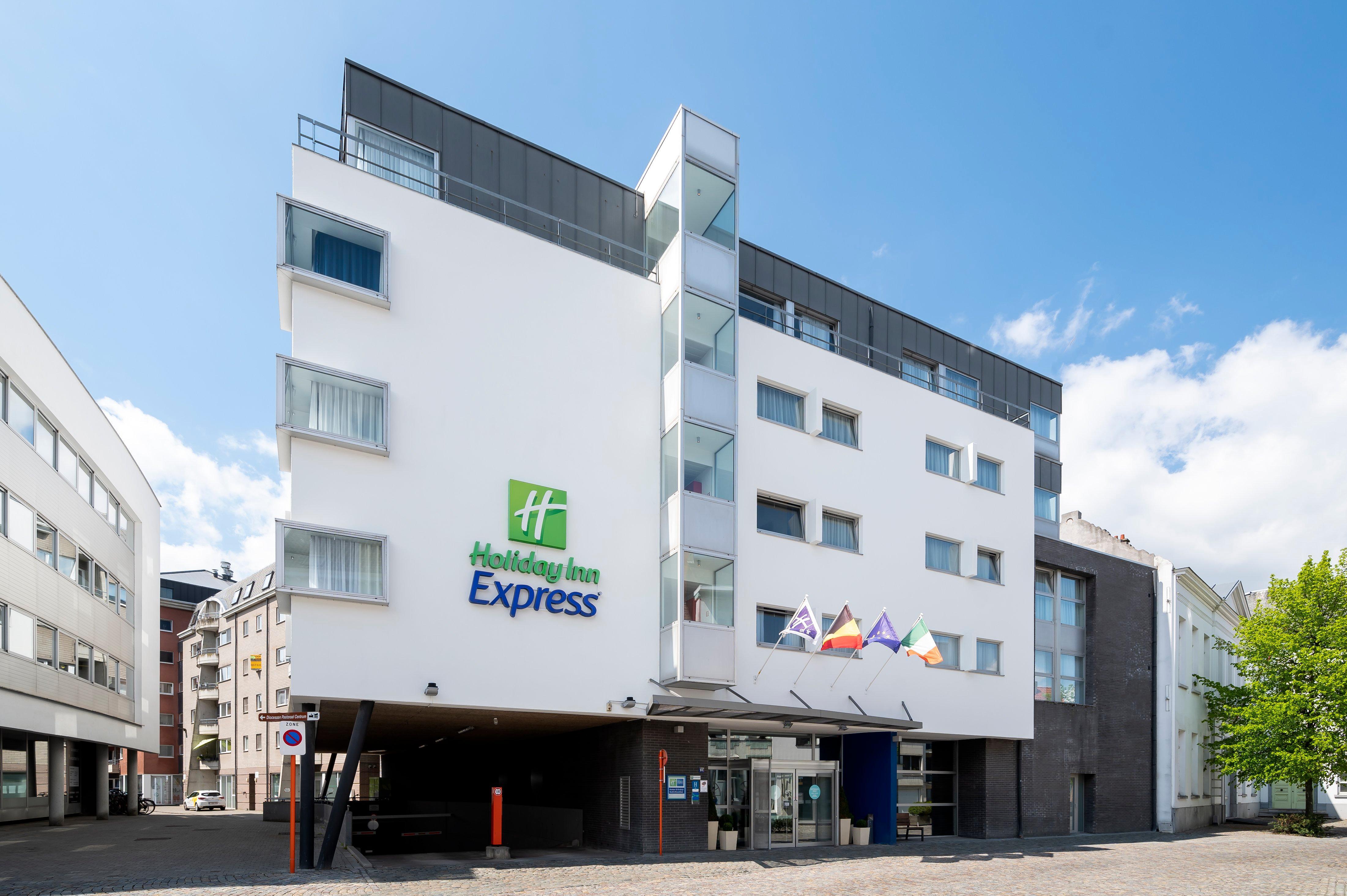 Holiday Inn Express Mechelen City Centre By Ihg Zewnętrze zdjęcie