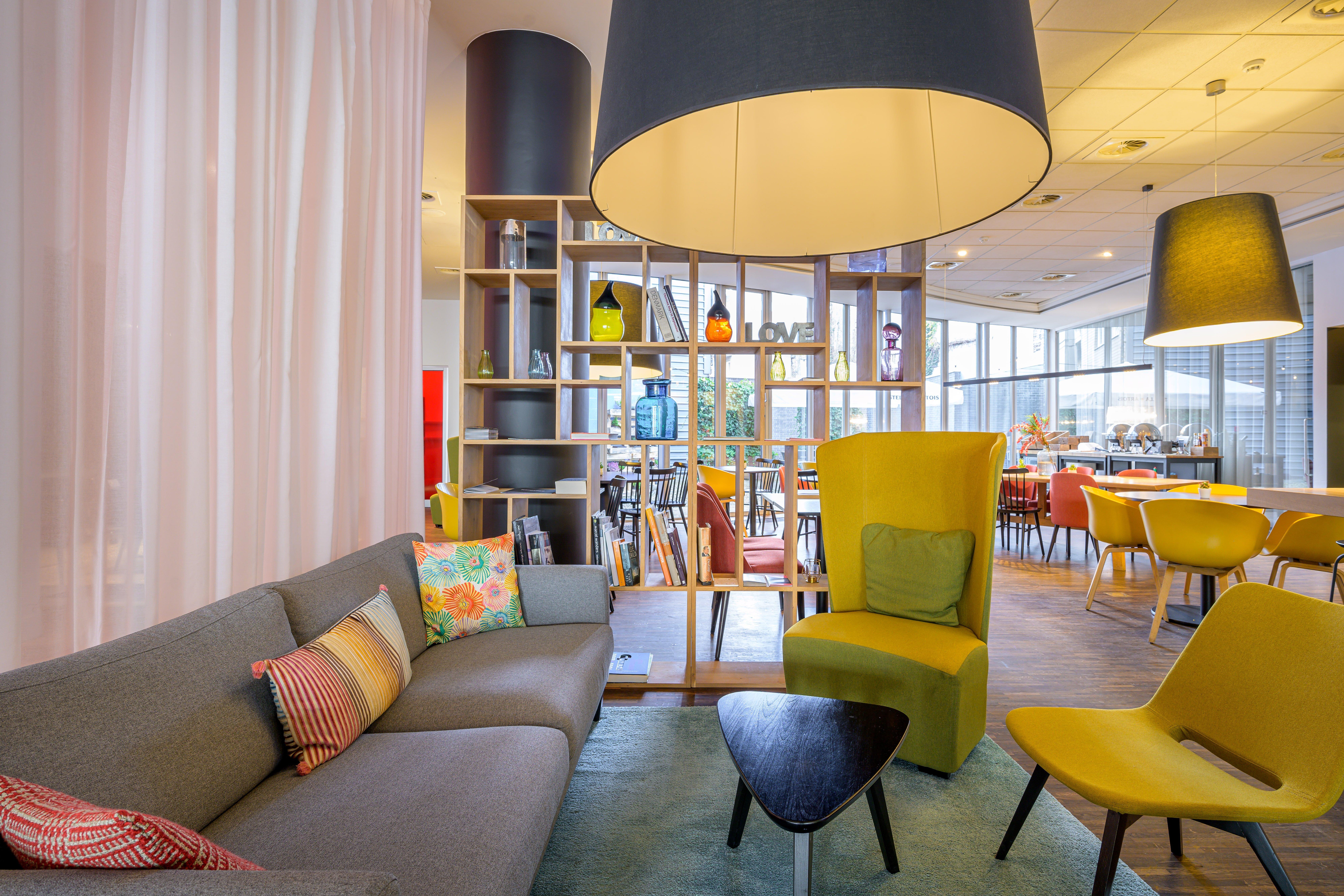 Holiday Inn Express Mechelen City Centre By Ihg Zewnętrze zdjęcie